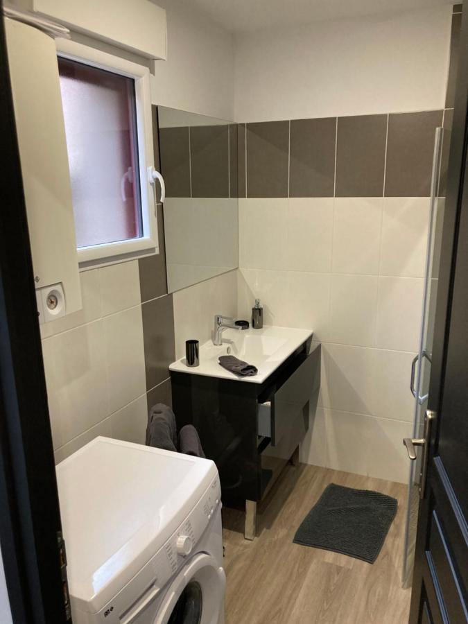 Sejour Detente A Saint-Omer - Jacuzzi Prive, Terrasse, Centre-Ville Et Parking Gratuit Екстер'єр фото